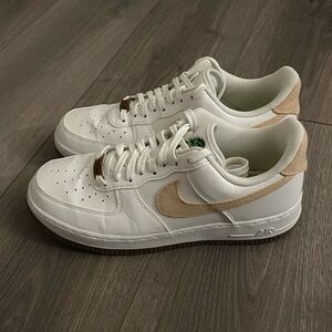 Nike "Inspired by Nature" collection air forces. US Size 8.5. Barely worn